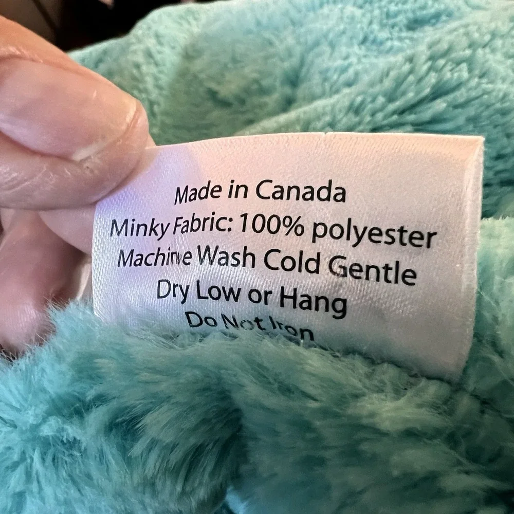 Tara's Cozy Creations Mermaid Tail Blanket Minky Teal Pink Canada 61